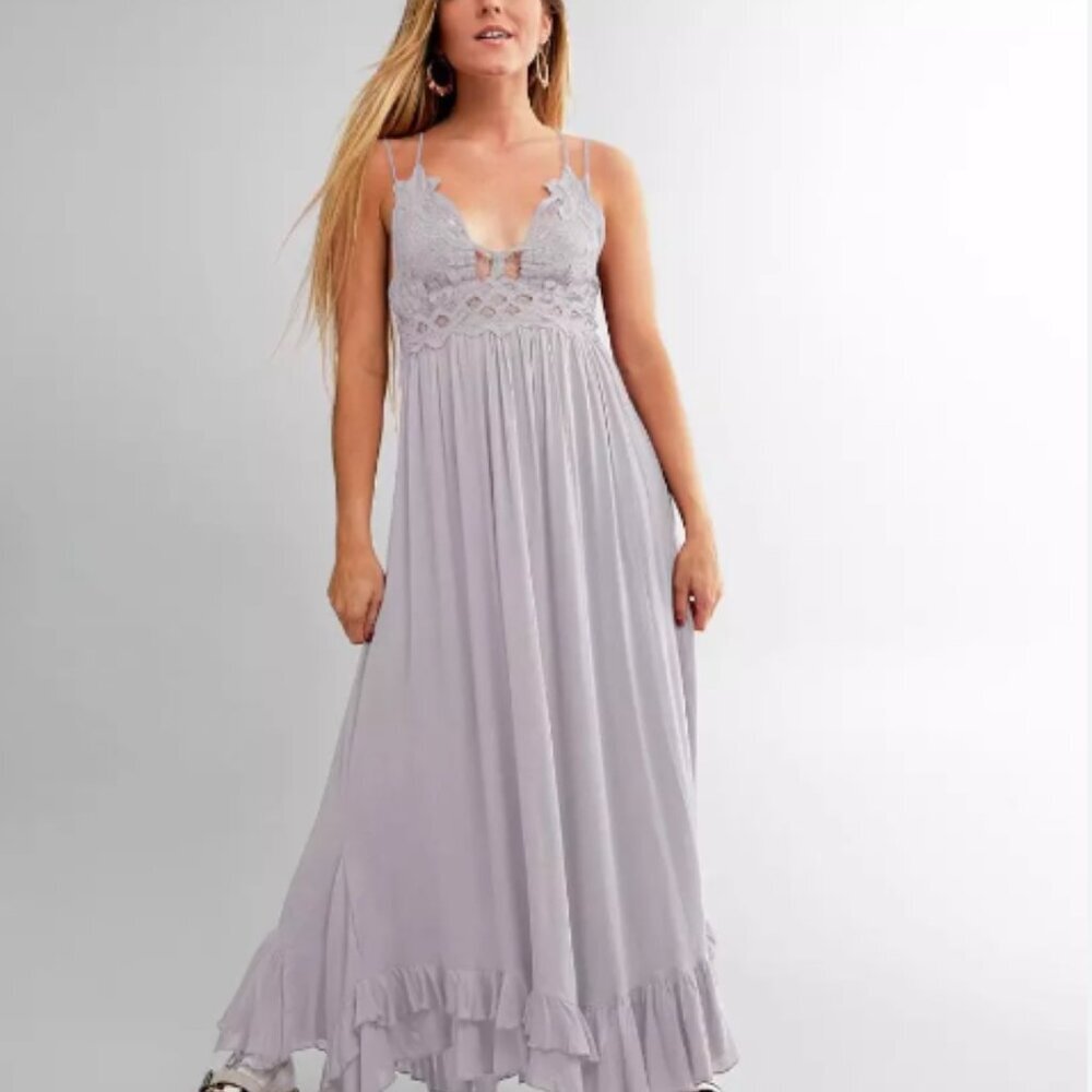 Lace-Trim Maxi Dress in Light Gray
